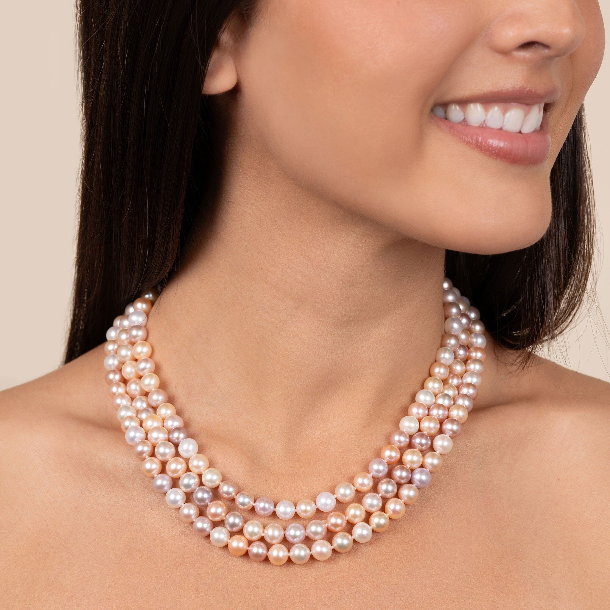 Triple deals pearl necklace