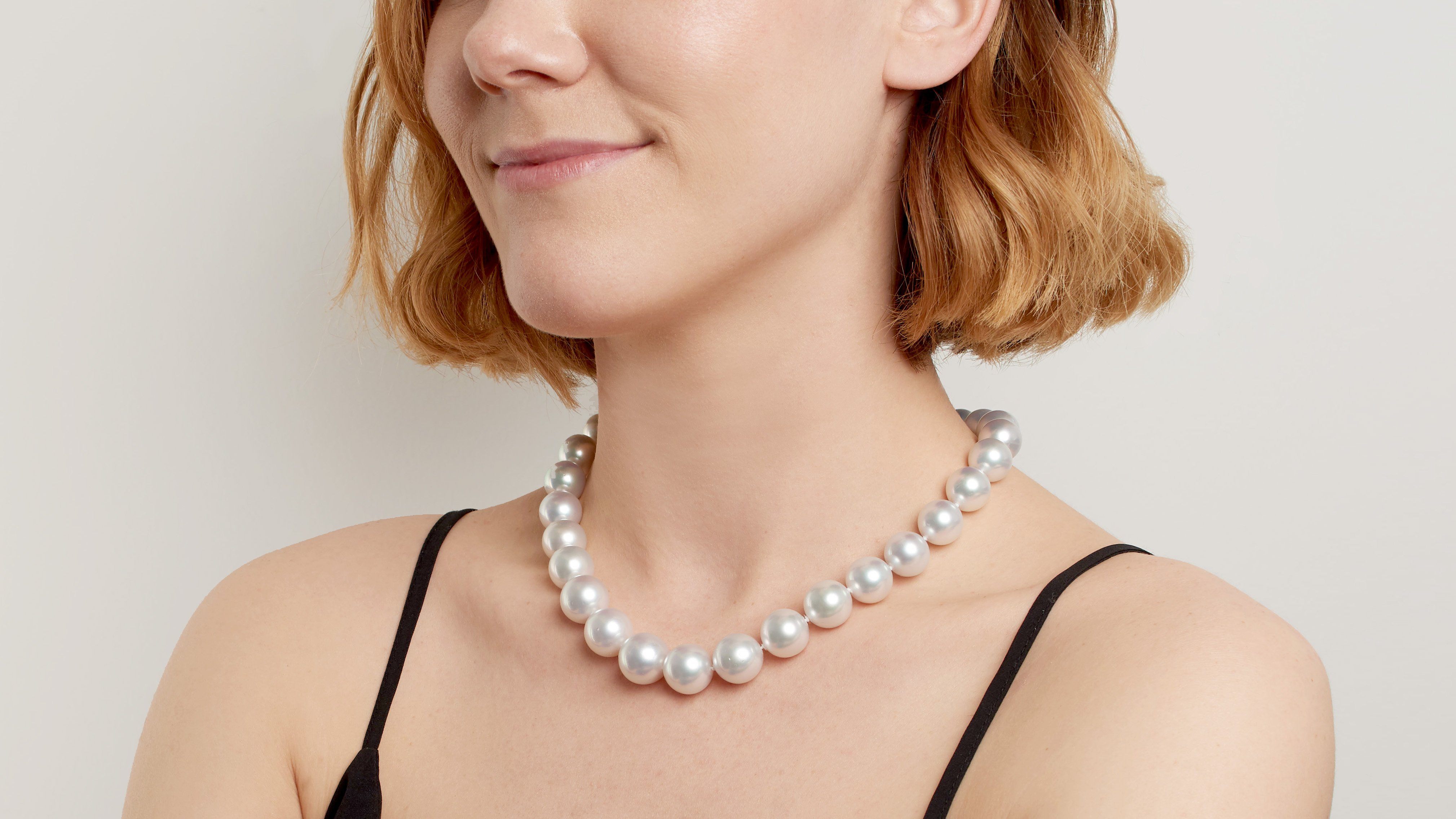 26 Best Pearl Necklaces for Women 2023