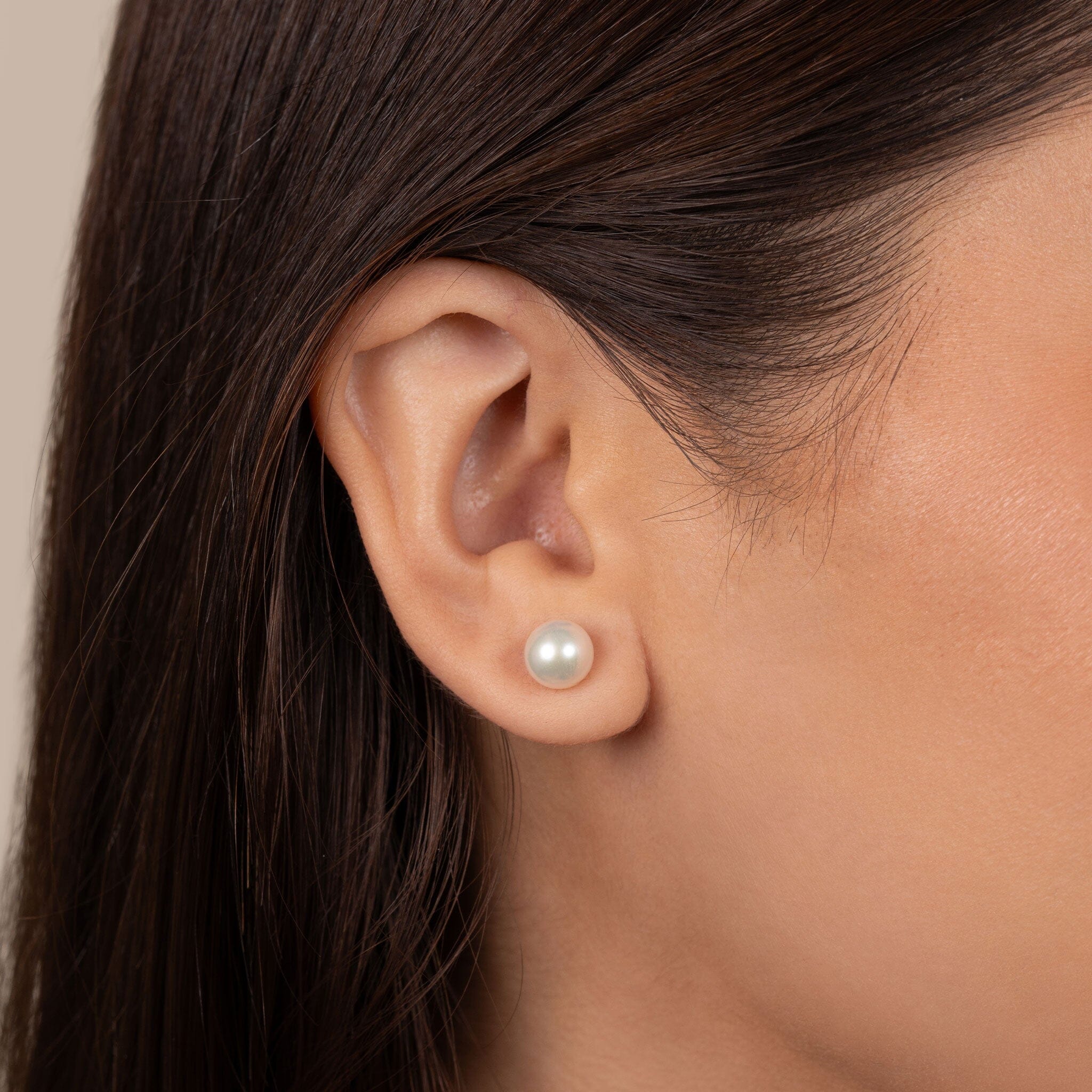 Tiffany Signature™ Pearls earrings in 18k white gold with pearls and  diamonds. | Tiffany & Co.